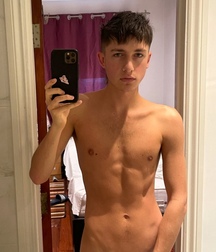 sexy boys wow pow gay porn 61dc9cce939fe.jpg