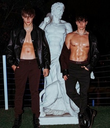 full of artistic boys gay porn 620778055248d.jpg
