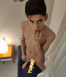 to be or not to be boys porn 6212133066e49.jpg