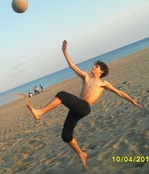 beach baloon twink tube fun 62272ecaa203a.jpg