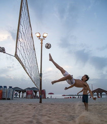 beach baloon twink tube fun 62272ee822250.jpg