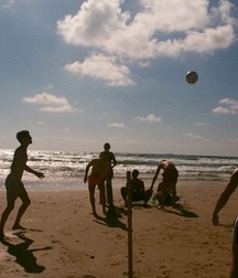 beach baloon twink tube fun 62272f1043664.jpg