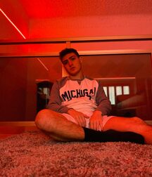 luc et ses amis twink tube 62277bc567277.jpg