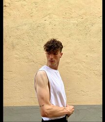 luc et ses amis twink tube 62277bf0958c0.jpg