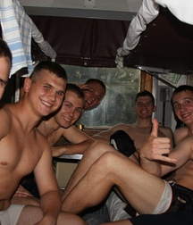 be friends! twink guy tube 624819a026bf6.jpg