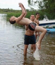 be friends! twink guy tube 62481a6a0a4dc.jpg