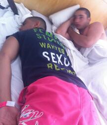 spot and boys twink tube guy cute 624876f735a5b.jpg