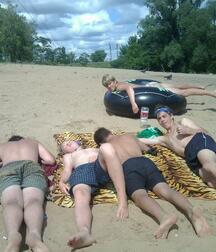 boys waiting for summer twink tube 62543e8e190ff.jpg