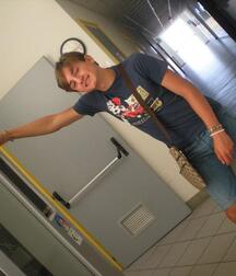 boys waiting for summer twink tube 62543f52b98ec.jpg