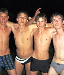 teens of Romania outdoors twink tube 626ee2918585c.jpg