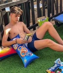 sport boys selfie gay porn 62b586c0cc639.jpg
