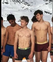 holidays teens summer time fun love twink tube 62d0687fba815.jpg
