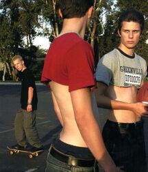 jeunes hommes twink cute active tube boys 62e654e52ddc2.jpg