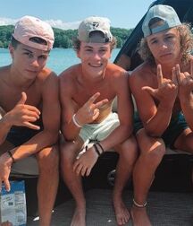 jeunes hommes twink cute active tube boys 62e654eed6309.jpg