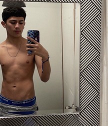 boys with jeans guys twink tube selfie flexing 62e7cfe753286.jpg
