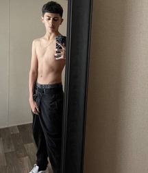 boys with jeans guys twink tube selfie flexing 62e7d02912d51.jpg