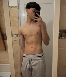 boys with jeans guys twink tube selfie flexing 62e7d039c2baa.jpg