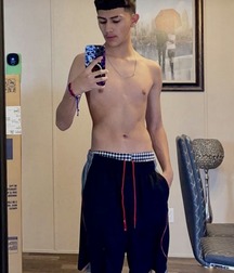 boys with jeans guys twink tube selfie flexing 62e7d06084140.jpg