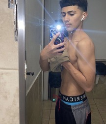boys with jeans guys twink tube selfie flexing 62e7d068cc24c.jpg