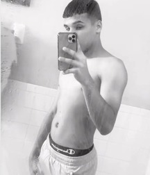 boys with jeans guys twink tube selfie flexing 62e7d078ee806.jpg