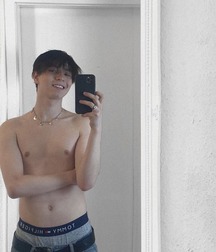 boys with jeans guys twink tube selfie flexing 62e7d0a99369a.jpg