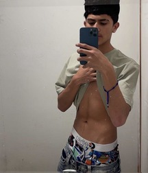 boys with jeans guys twink tube selfie flexing 62e7d0ba34ddb.jpg