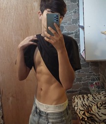 boys with jeans guys twink tube selfie flexing 62e7d0bee74c9.jpg