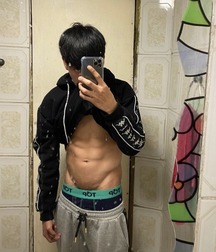 boys with jeans guys twink tube selfie flexing 62e7d0c40899f.jpg