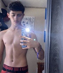 boys with jeans guys twink tube selfie flexing 62e7d0f778818.jpg