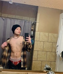 boys with jeans guys twink tube selfie flexing 62e7d25b0fa4a.jpg
