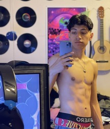 boys with jeans guys twink tube selfie flexing 62e7d27fb54d0.jpg