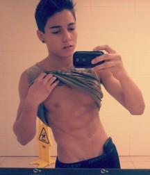 Selfies of hot Boys I 5a3d0d899a2ae.jpg