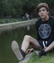 Toy Boys 1 5bb8e991aaa3c.jpg
