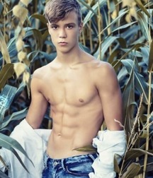 Toy Boys 4 5bcc970c0db4d.jpg