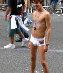 Toy Boys 4 5bcc9890b9e07.jpg
