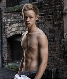 Toy Boys 5 5bd09dd3660e1.jpg