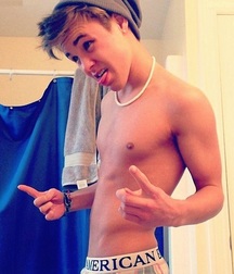 Toy Boys 8 5bf94d9d028e7.jpg