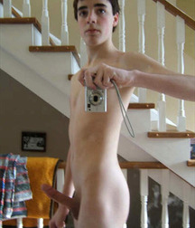 Toy Boys 8 5bf94de9e4208.jpg