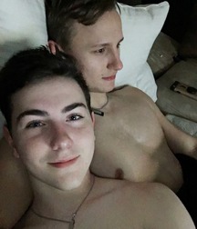 Boys in love with boys 59d2f9f2f110f.jpg