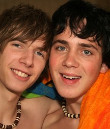 Florian and Lucas 5c47f540907bb.jpg
