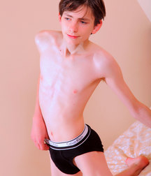 Derek First Session 5c49f54eaf530.jpg