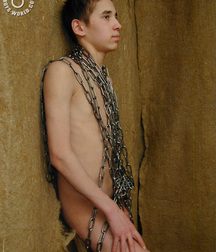 Zhenya 5c4ca2400b928.jpg