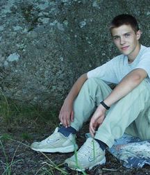 cute boys 5a8a23622c120.jpg