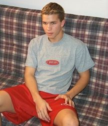 cute boys 5a8a23734f877.jpg