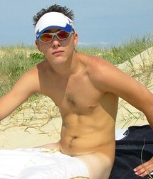 cute boys 5a8a23753b160.jpg