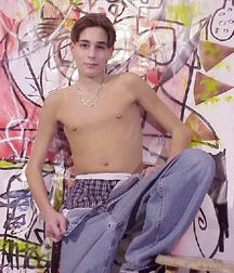 cute boys 5a8a23764210d.jpg
