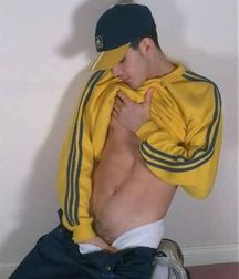 cute boys 5a8a237c42b58.jpg