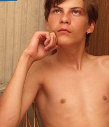 Uploaded by:Floh 59c7a1ab97dc9.jpg