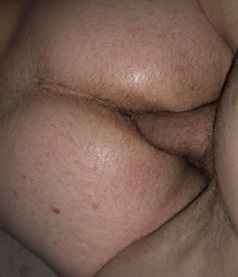 Me 5ae35459889e2.jpg