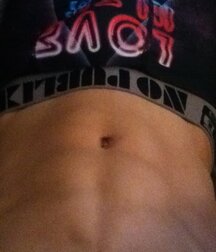 SEXY EMO BOY 5eb90d4eeb4f5.jpg